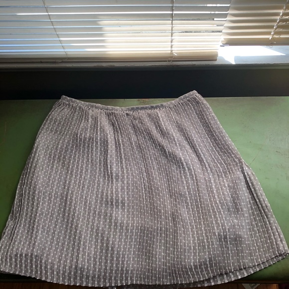 Polka dot mini skirt - Picture 2 of 4